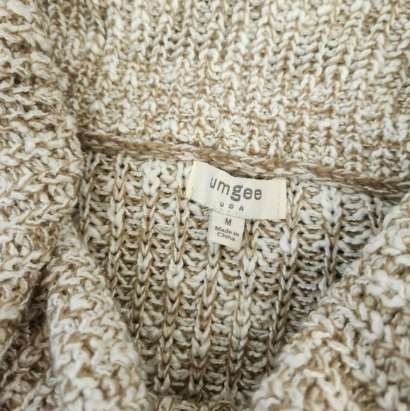 Umgee Chunky Cowl Tie Sweater Medium - Picture 5 of 6